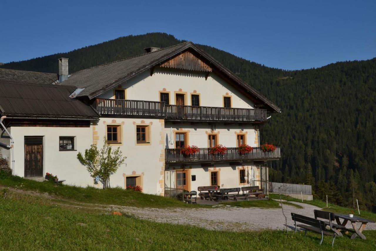 Апартаменты Gostnerhof Доббиако Экстерьер фото